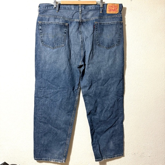 Levi's 550 Relaxed Mens Classic Blue Jeans 46x32 - Picture 1 of 7